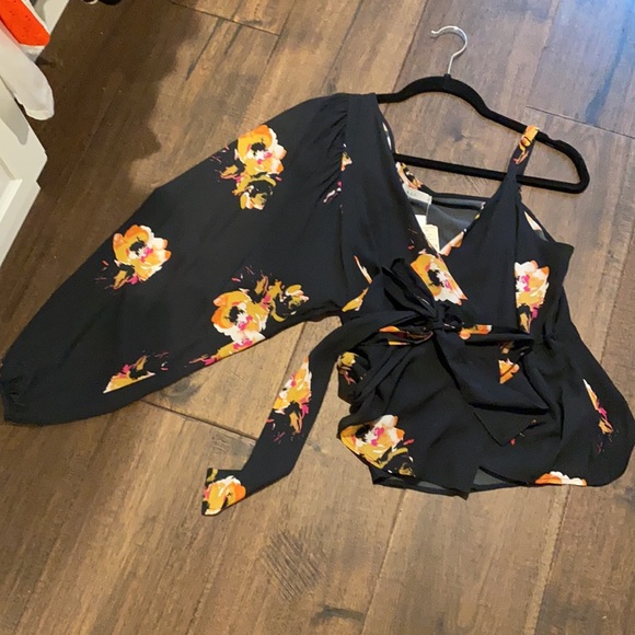 NWT A.L.C Mickalene one shoulder Top. Size 2 - Picture 3 of 7
